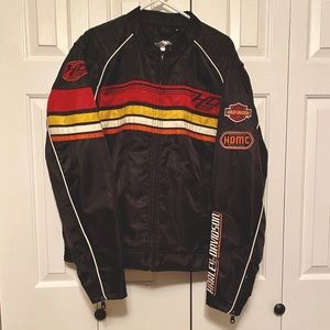 Harley Davidson Men’s XL zip front jacket.
